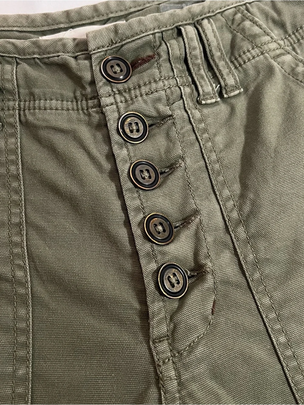 Anthropologie women’s button
